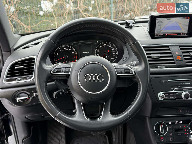 Внедорожник / Кроссовер Audi Q3 2017 в Стрые