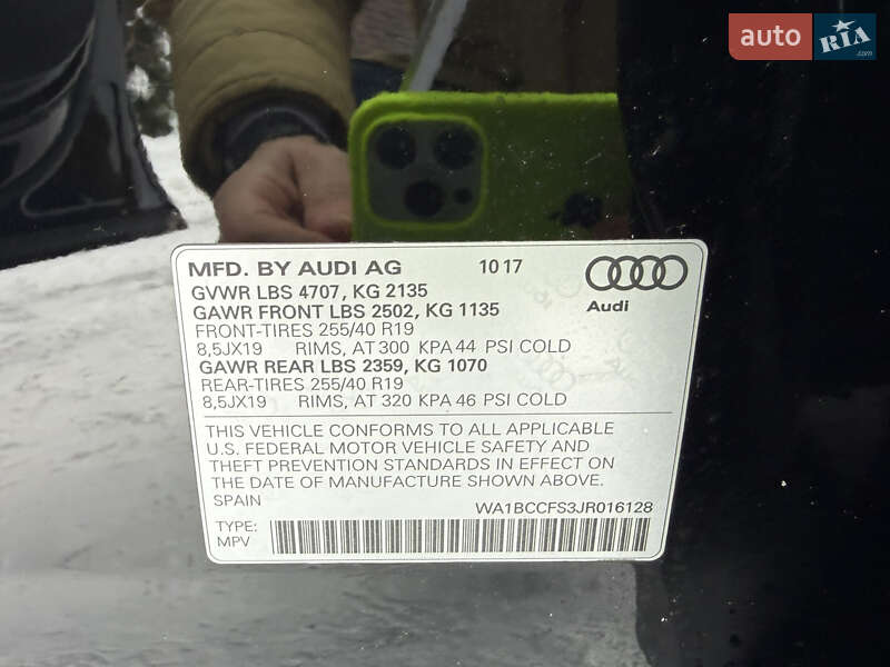 Внедорожник / Кроссовер Audi Q3 2017 в Стрые