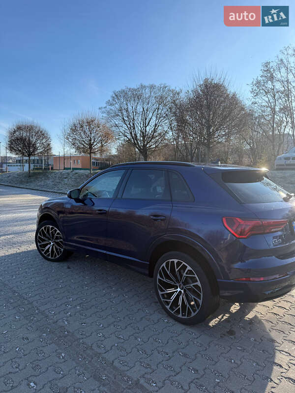 Внедорожник / Кроссовер Audi Q3 2020 в Одессе