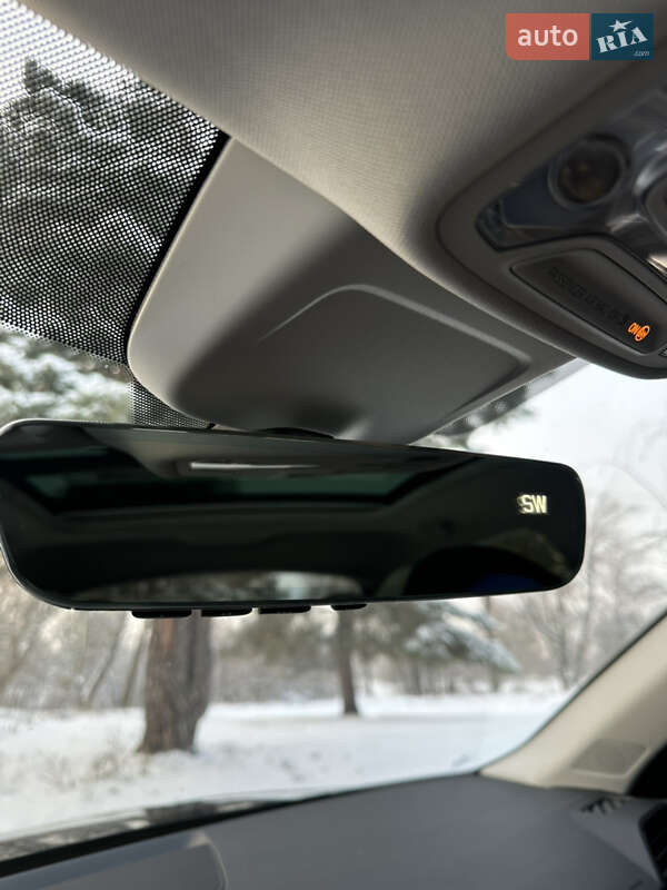 Внедорожник / Кроссовер Audi Q3 2023 в Киеве