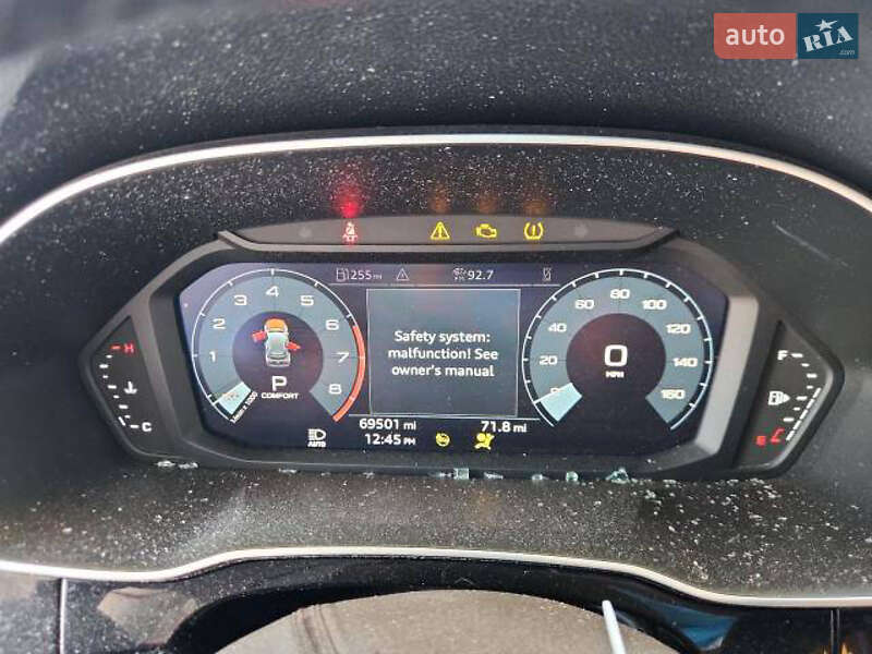 Внедорожник / Кроссовер Audi Q3 2021 в Львове