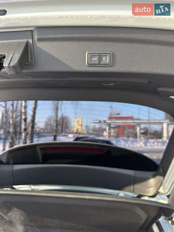 Внедорожник / Кроссовер Audi Q3 2021 в Чернигове