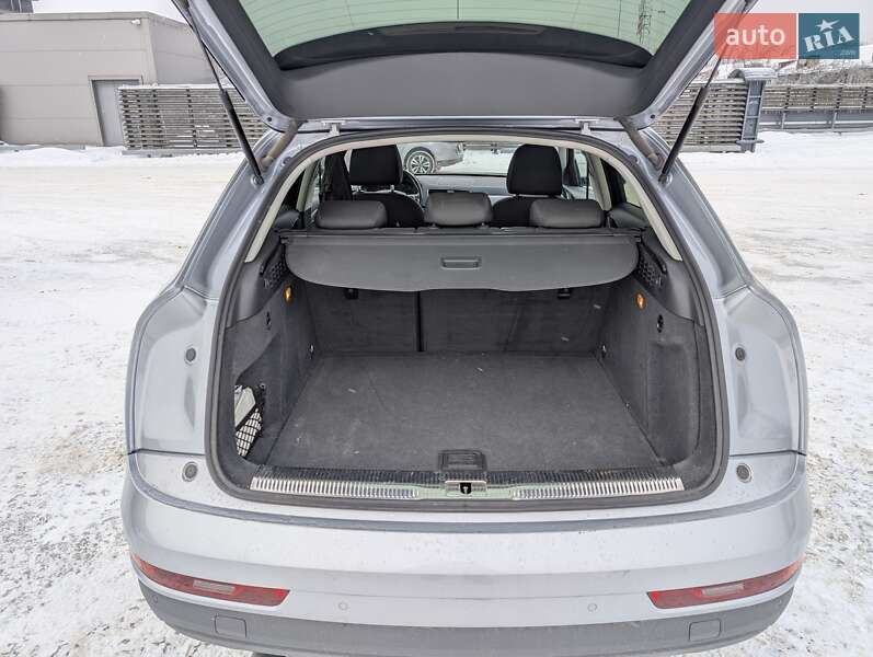 Внедорожник / Кроссовер Audi Q3 2016 в Киеве