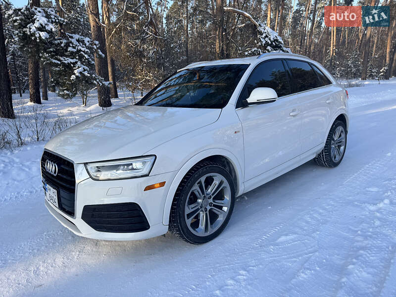 Внедорожник / Кроссовер Audi Q3 2016 в Житомире
