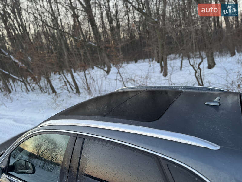 Внедорожник / Кроссовер Audi Q3 2015 в Самборе