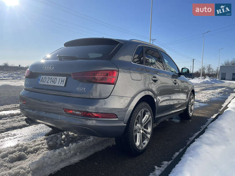 Внедорожник / Кроссовер Audi Q3 2015 в Виноградове