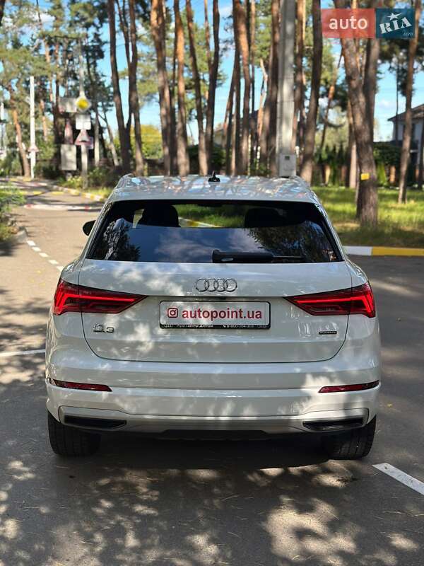 Внедорожник / Кроссовер Audi Q3 2019 в Белогородке