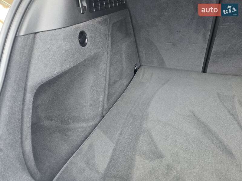 Внедорожник / Кроссовер Audi Q3 2012 в Каменском фото 29 Внедорожник / Кроссовер Audi Q3 2012 в Каменском