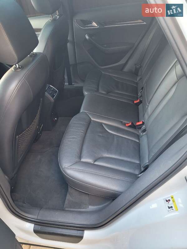 Внедорожник / Кроссовер Audi Q3 2015 в Ровно фото 10 Внедорожник / Кроссовер Audi Q3 2015 в Ровно