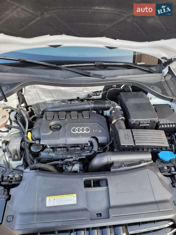 Внедорожник / Кроссовер Audi Q3 2015 в Ровно фото 24 Внедорожник / Кроссовер Audi Q3 2015 в Ровно