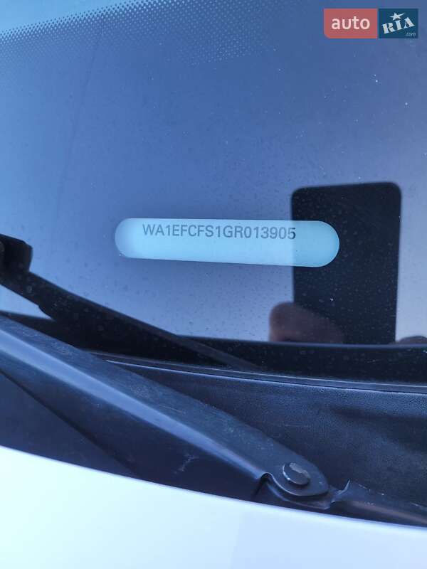 Внедорожник / Кроссовер Audi Q3 2015 в Ровно фото 38 Внедорожник / Кроссовер Audi Q3 2015 в Ровно