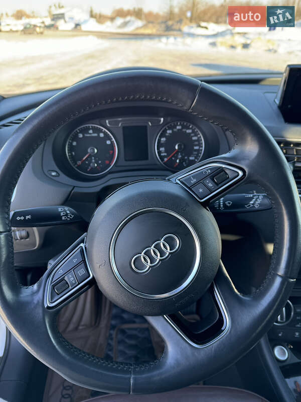 Внедорожник / Кроссовер Audi Q3 2018 в Львове