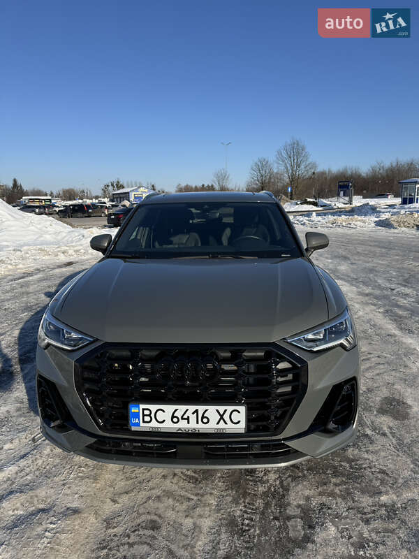 Позашляховик / Кросовер Audi Q3 2019 в Львові фото 28 Позашляховик / Кросовер Audi Q3 2019 в Львові