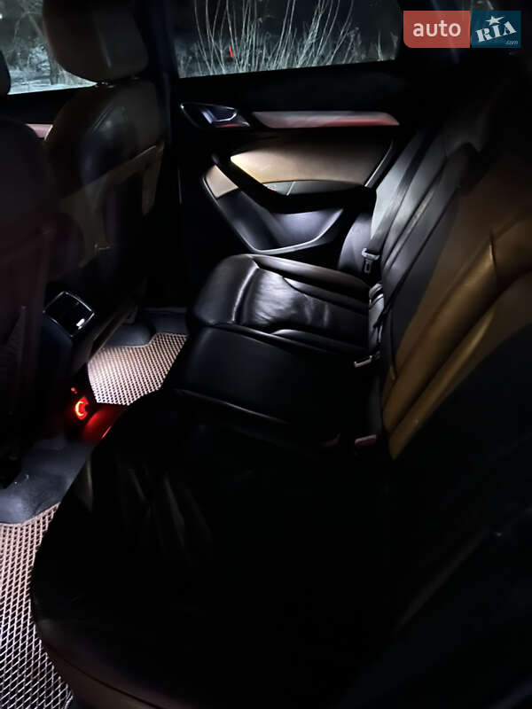 Внедорожник / Кроссовер Audi Q3 2014 в Львове