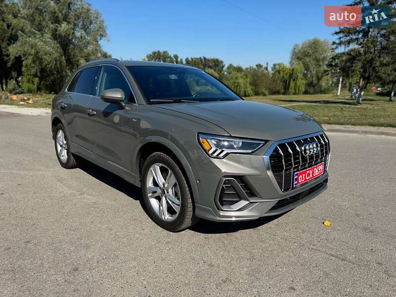 Внедорожник / Кроссовер Audi Q3 2024 в Новомосковске фото Внедорожник / Кроссовер Audi Q3 2024 в Новомосковске