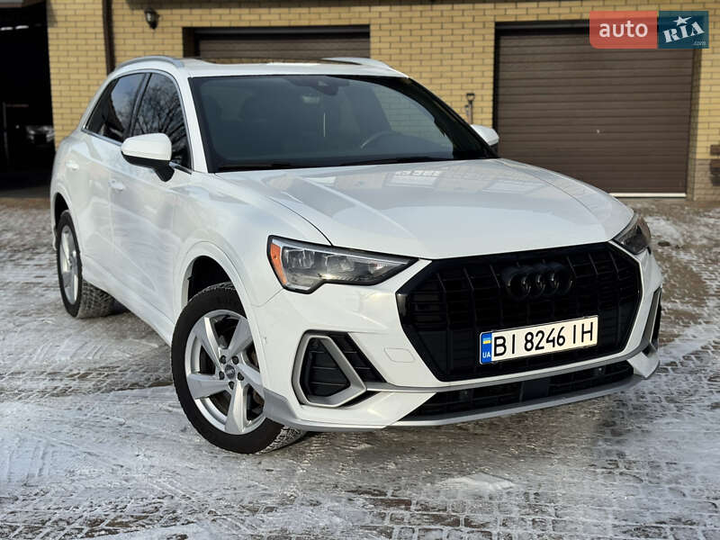 Внедорожник / Кроссовер Audi Q3 2019 в Лубнах