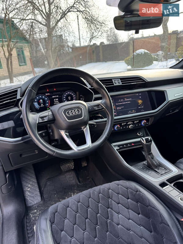 Внедорожник / Кроссовер Audi Q3 2019 в Лубнах