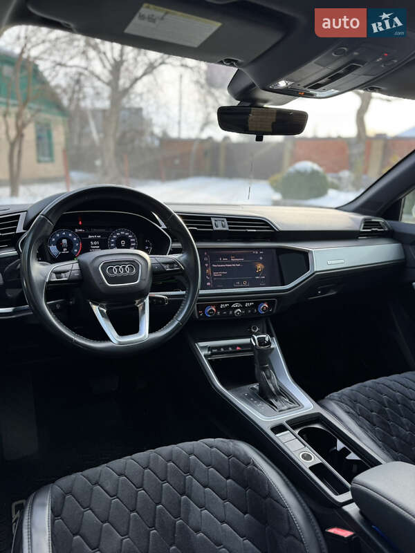 Внедорожник / Кроссовер Audi Q3 2019 в Лубнах