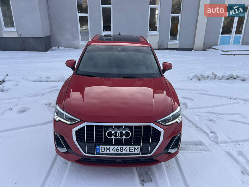 Внедорожник / Кроссовер Audi Q3 2019 в Сумах