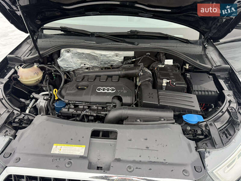 Позашляховик / Кросовер Audi Q3 2015 в Львові