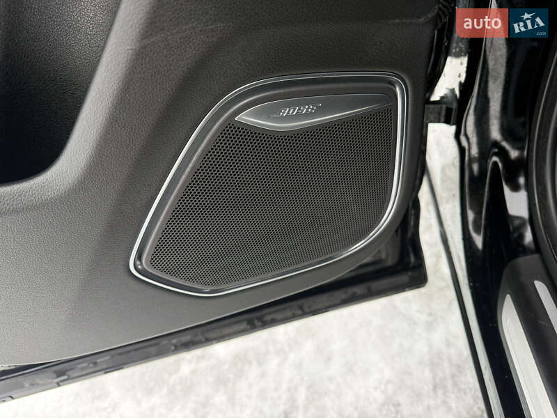 Позашляховик / Кросовер Audi Q3 2015 в Львові