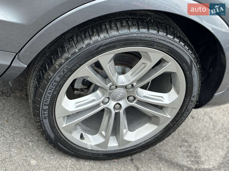 Позашляховик / Кросовер Audi Q3 2016 в Львові фото 27 Позашляховик / Кросовер Audi Q3 2016 в Львові