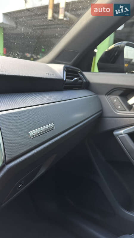 Позашляховик / Кросовер Audi Q3 2024 в Києві