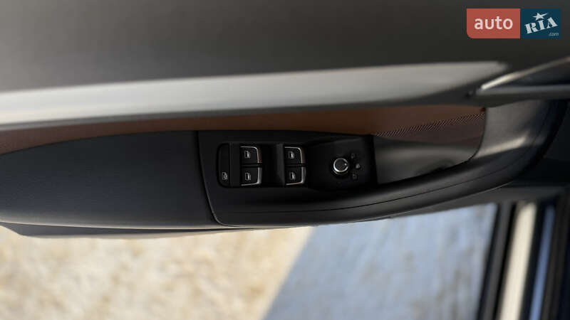 Позашляховик / Кросовер Audi Q3 2017 в Одесі