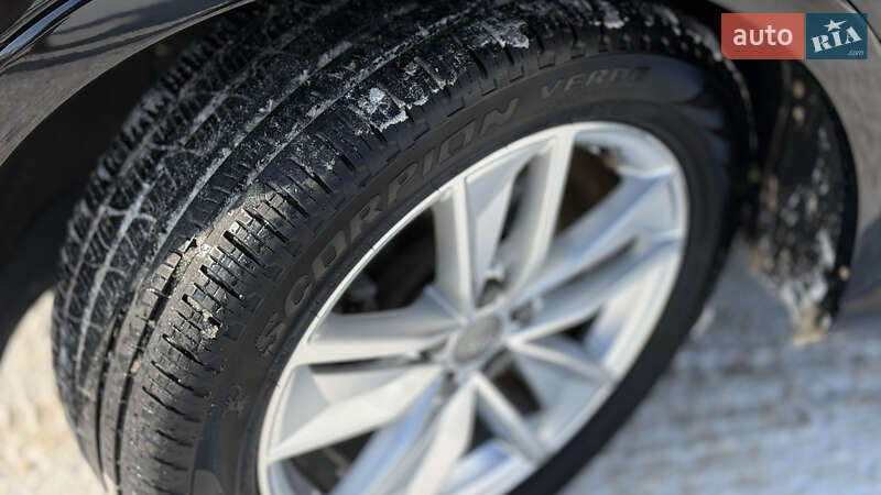 Позашляховик / Кросовер Audi Q3 2017 в Одесі