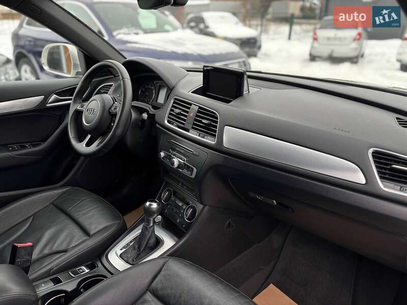 Внедорожник / Кроссовер Audi Q3 2016 в Стрые