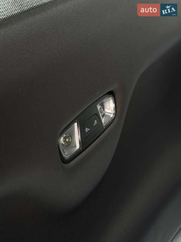 Внедорожник / Кроссовер Audi Q3 2016 в Стрые