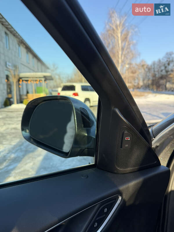 Внедорожник / Кроссовер Audi Q3 2018 в Киеве фото 10 Внедорожник / Кроссовер Audi Q3 2018 в Киеве