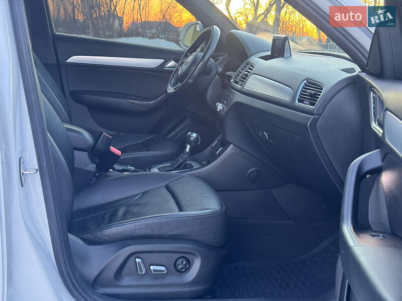 Внедорожник / Кроссовер Audi Q3 2016 в Ковеле