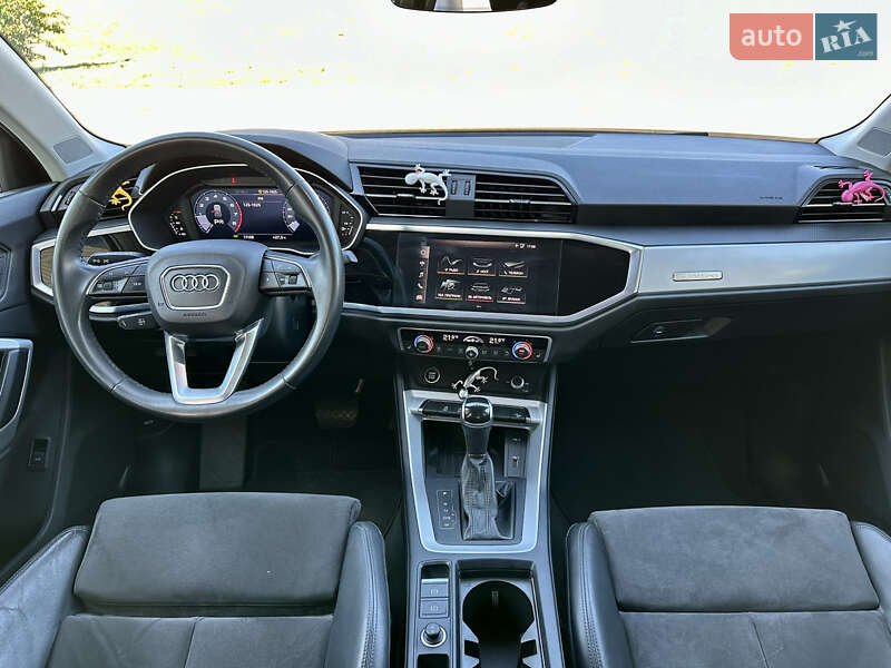 Позашляховик / Кросовер Audi Q3 2020 в Дніпрі фото 28 Позашляховик / Кросовер Audi Q3 2020 в Дніпрі
