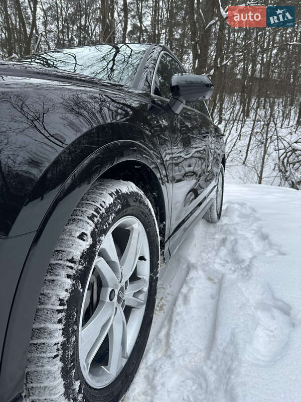 Позашляховик / Кросовер Audi Q3 2023 в Києві фото 6 Позашляховик / Кросовер Audi Q3 2023 в Києві
