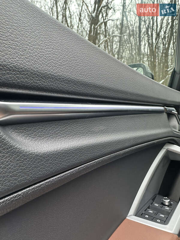 Позашляховик / Кросовер Audi Q3 2023 в Києві фото 48 Позашляховик / Кросовер Audi Q3 2023 в Києві