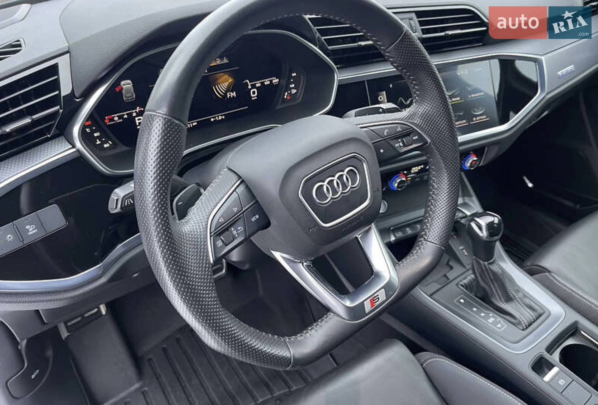 2019 Audi Q3 - мініатюра 10