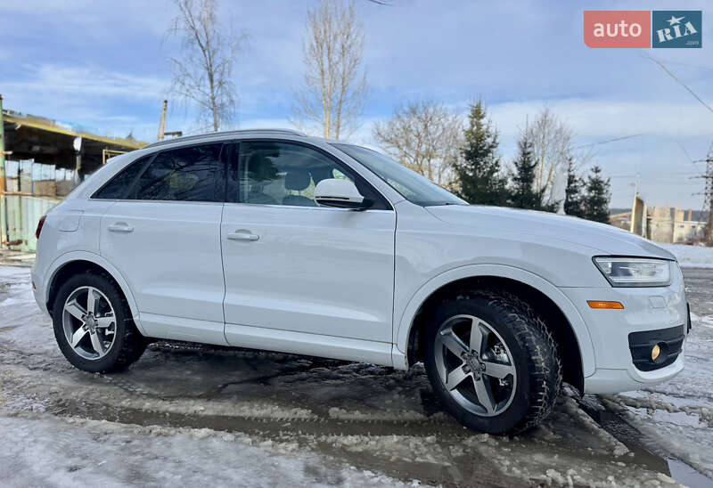 Позашляховик / Кросовер Audi Q3 2015 в Львові