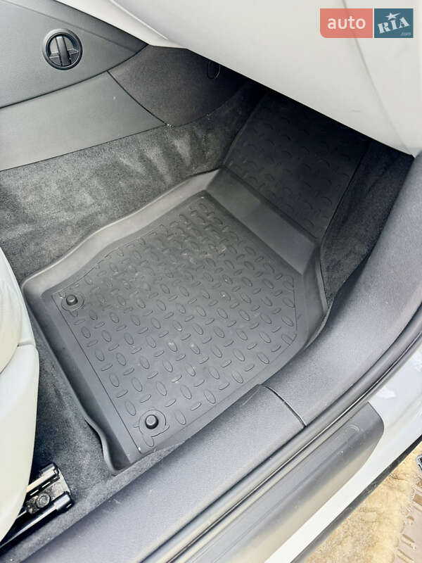 Позашляховик / Кросовер Audi Q3 2015 в Львові