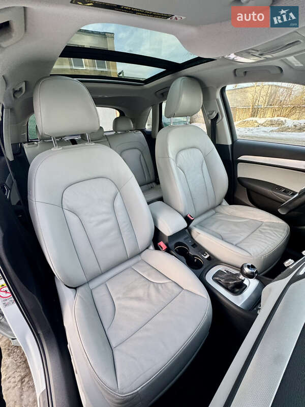 Позашляховик / Кросовер Audi Q3 2015 в Львові