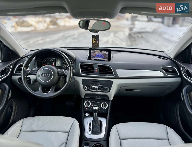 Позашляховик / Кросовер Audi Q3 2015 в Львові