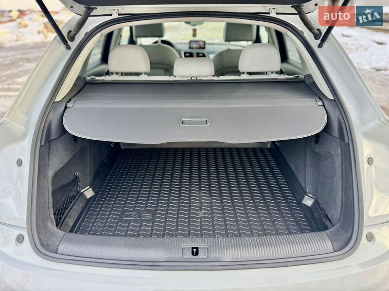 Позашляховик / Кросовер Audi Q3 2015 в Львові