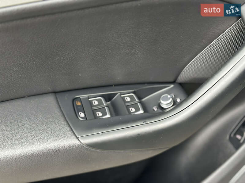 Позашляховик / Кросовер Audi Q3 2016 в Дубні