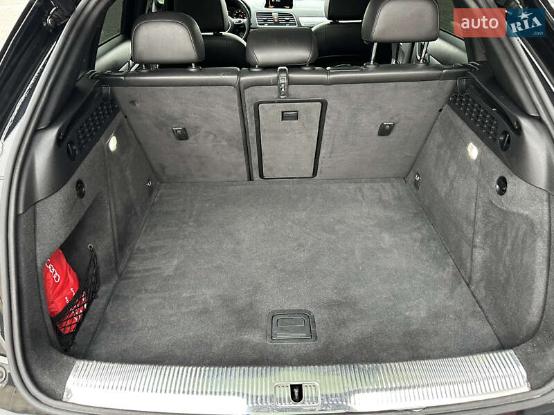 Позашляховик / Кросовер Audi Q3 2016 в Дубні