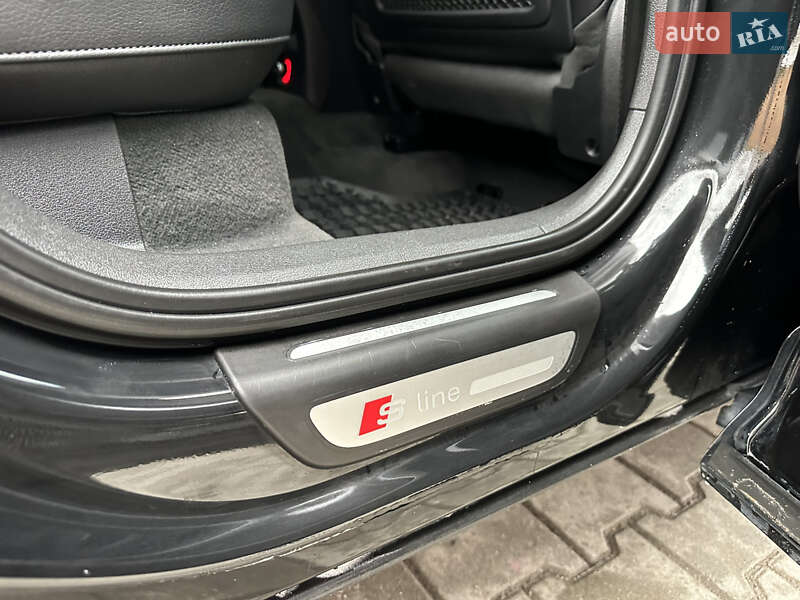 Позашляховик / Кросовер Audi Q3 2016 в Дубні