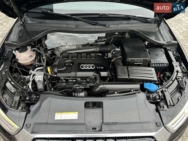 Позашляховик / Кросовер Audi Q3 2016 в Дубні