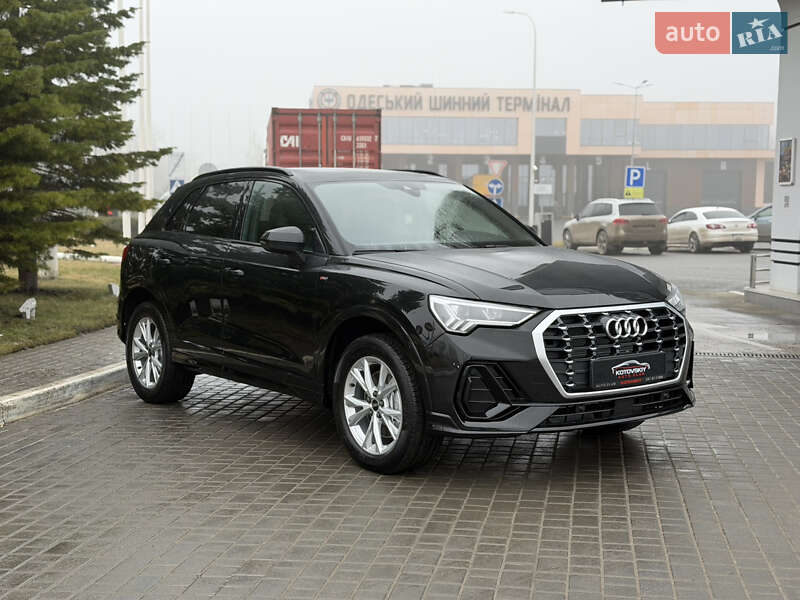 Позашляховик / Кросовер Audi Q3 2023 в Одесі