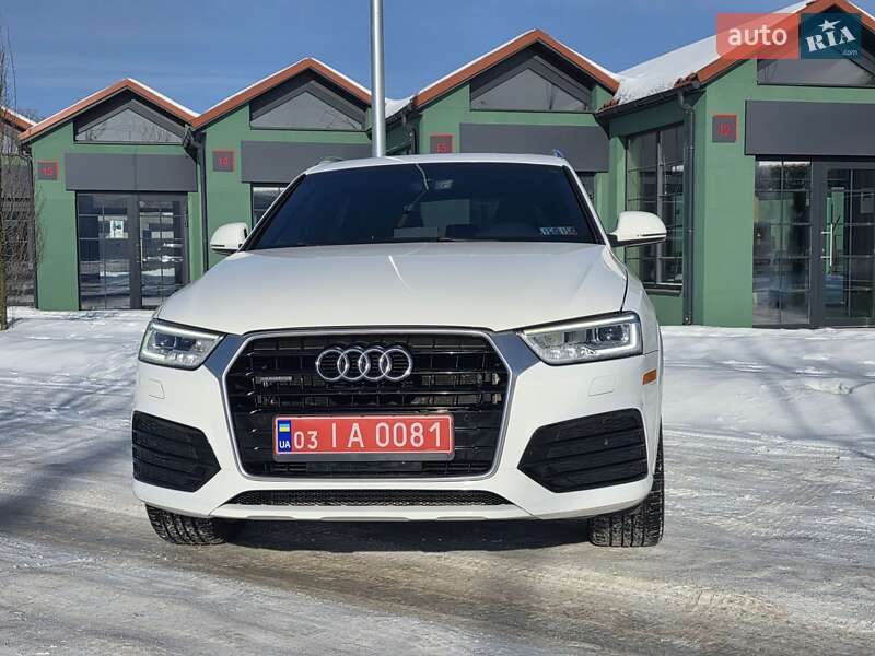 Позашляховик / Кросовер Audi Q3 2016 в Ірпені