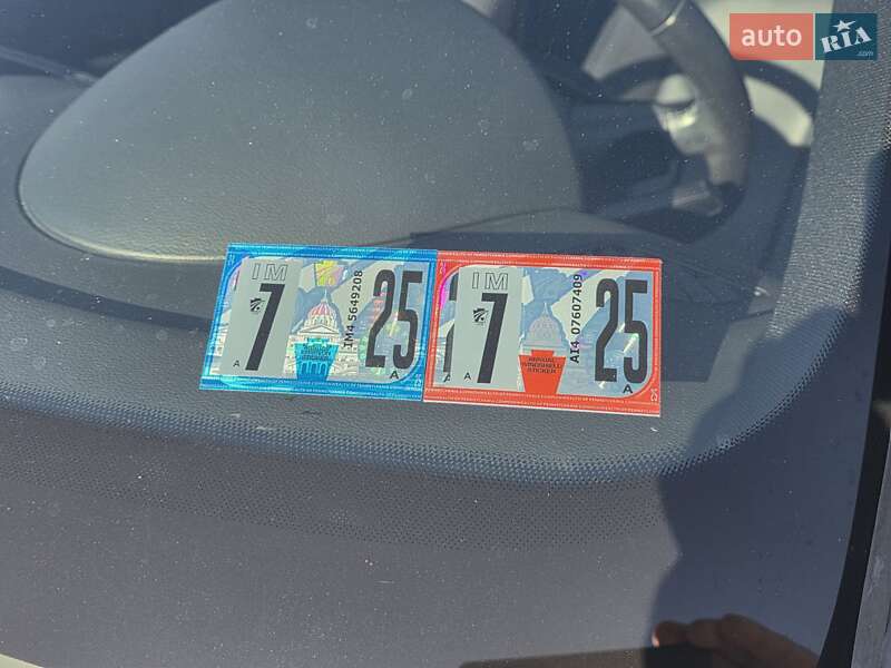 Позашляховик / Кросовер Audi Q3 2016 в Ірпені