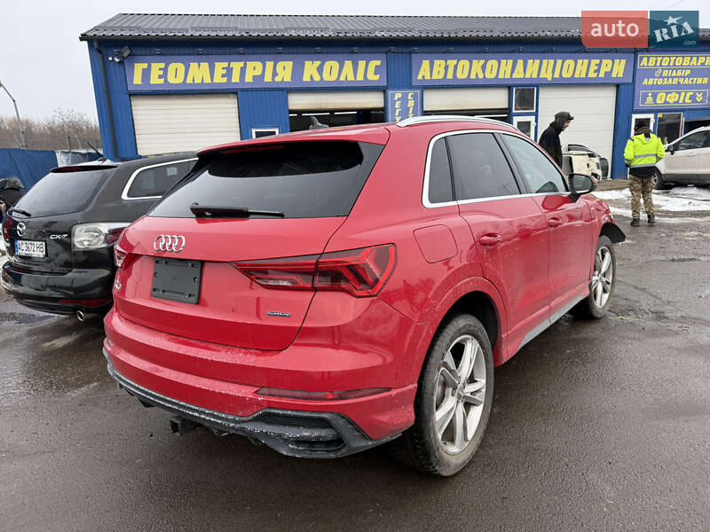 Позашляховик / Кросовер Audi Q3 2020 в Львові